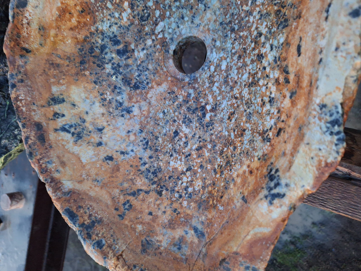 Lavoar Piatră Cărămiziu