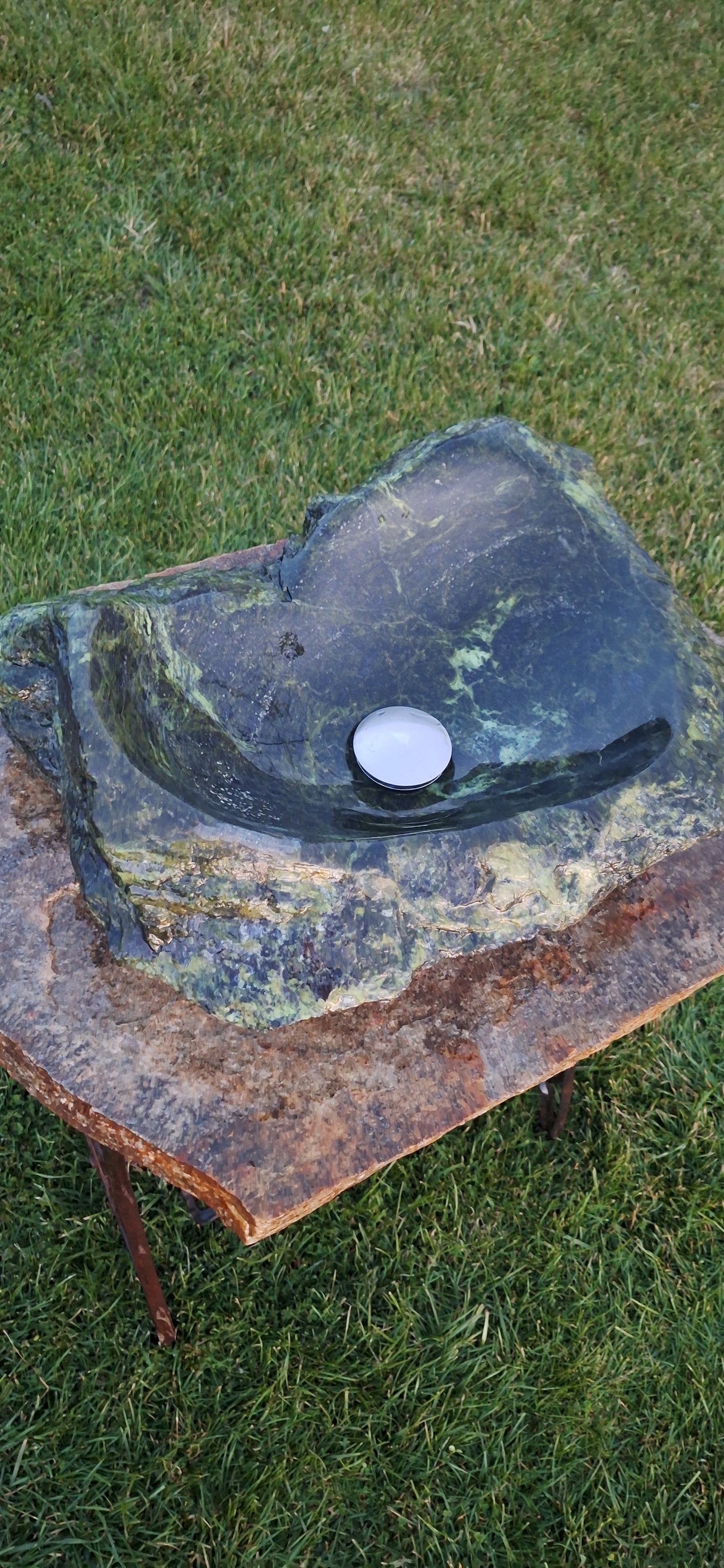 Lavoar Piatră Naturală,46×34×13,montaj pe blat, 14.3 kg, verde/negru,serpentinit