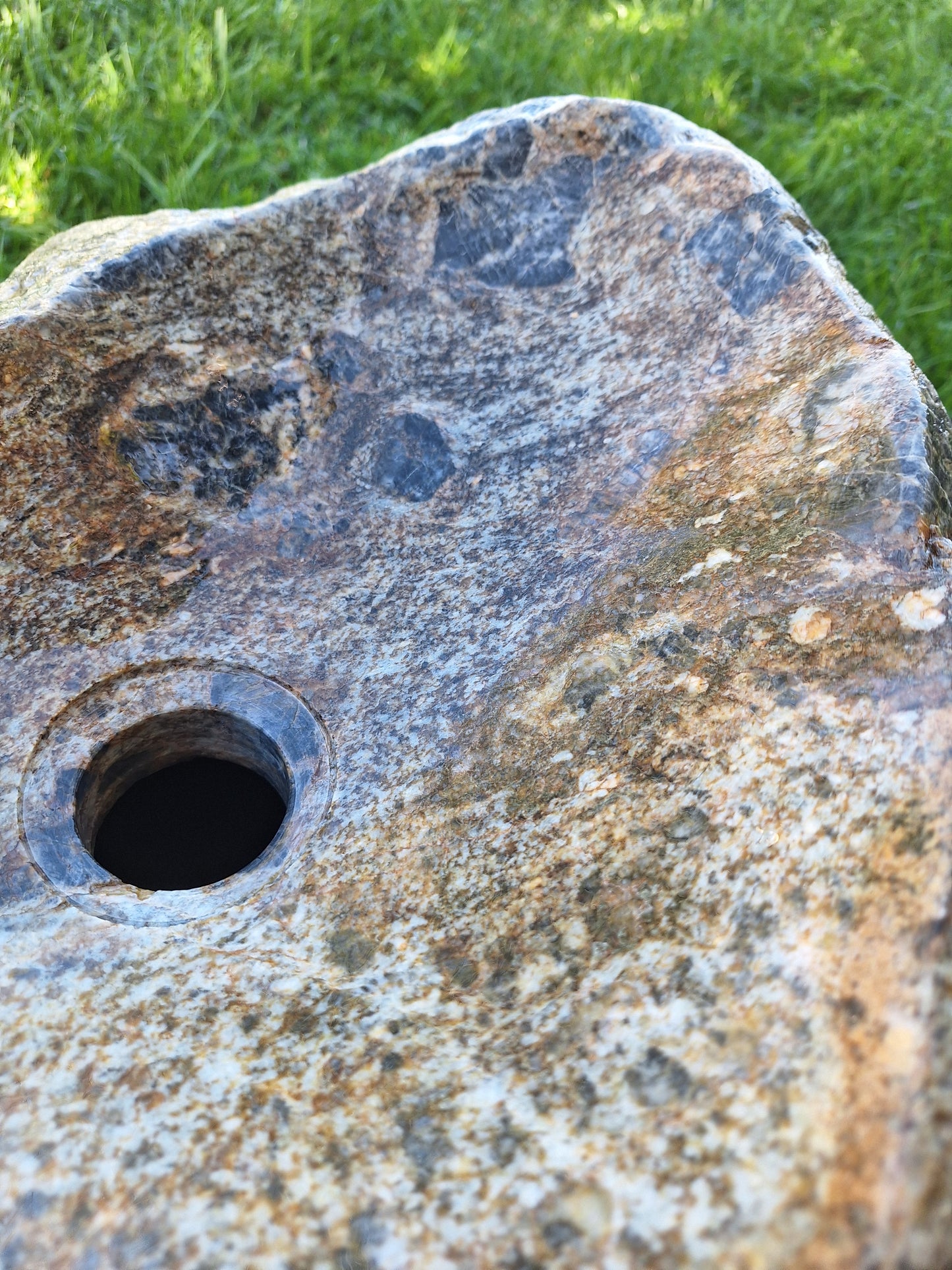 Lavoar Piatră de Râu