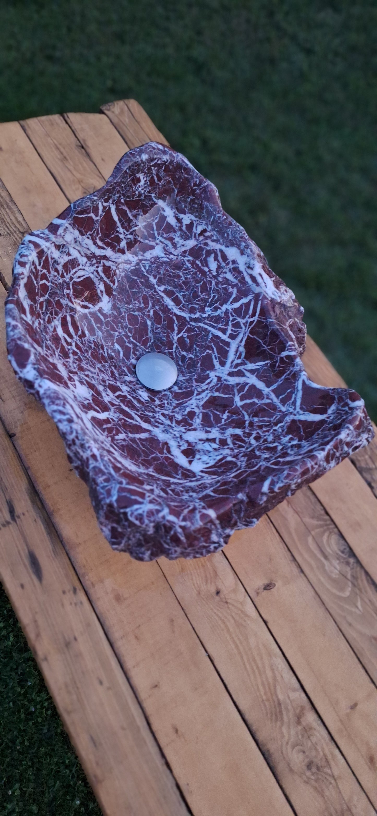 Lavoar Piatră Naturală (marmura rosie de Grecia)56×47×23 montaj pe blat,44 kg