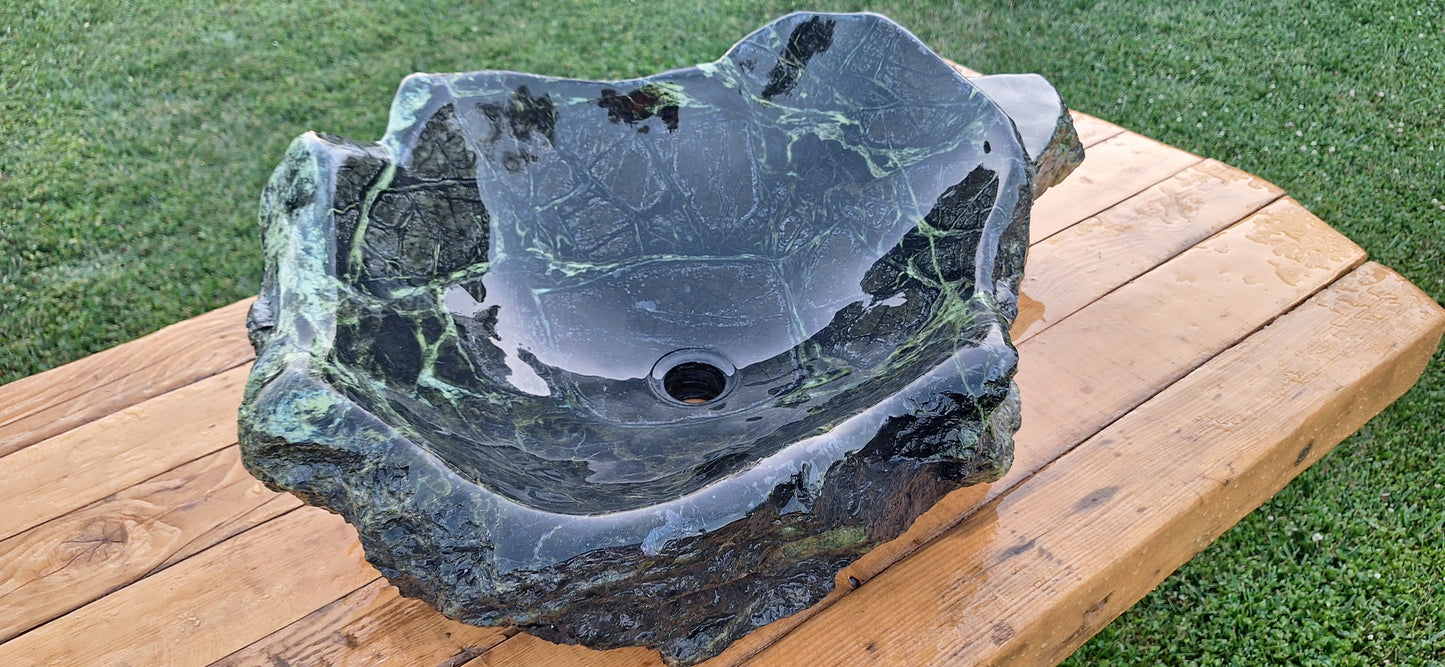 Lavoar Piatră Naturală (serpentinit)75×50×23,montaj pe blat,56 kg