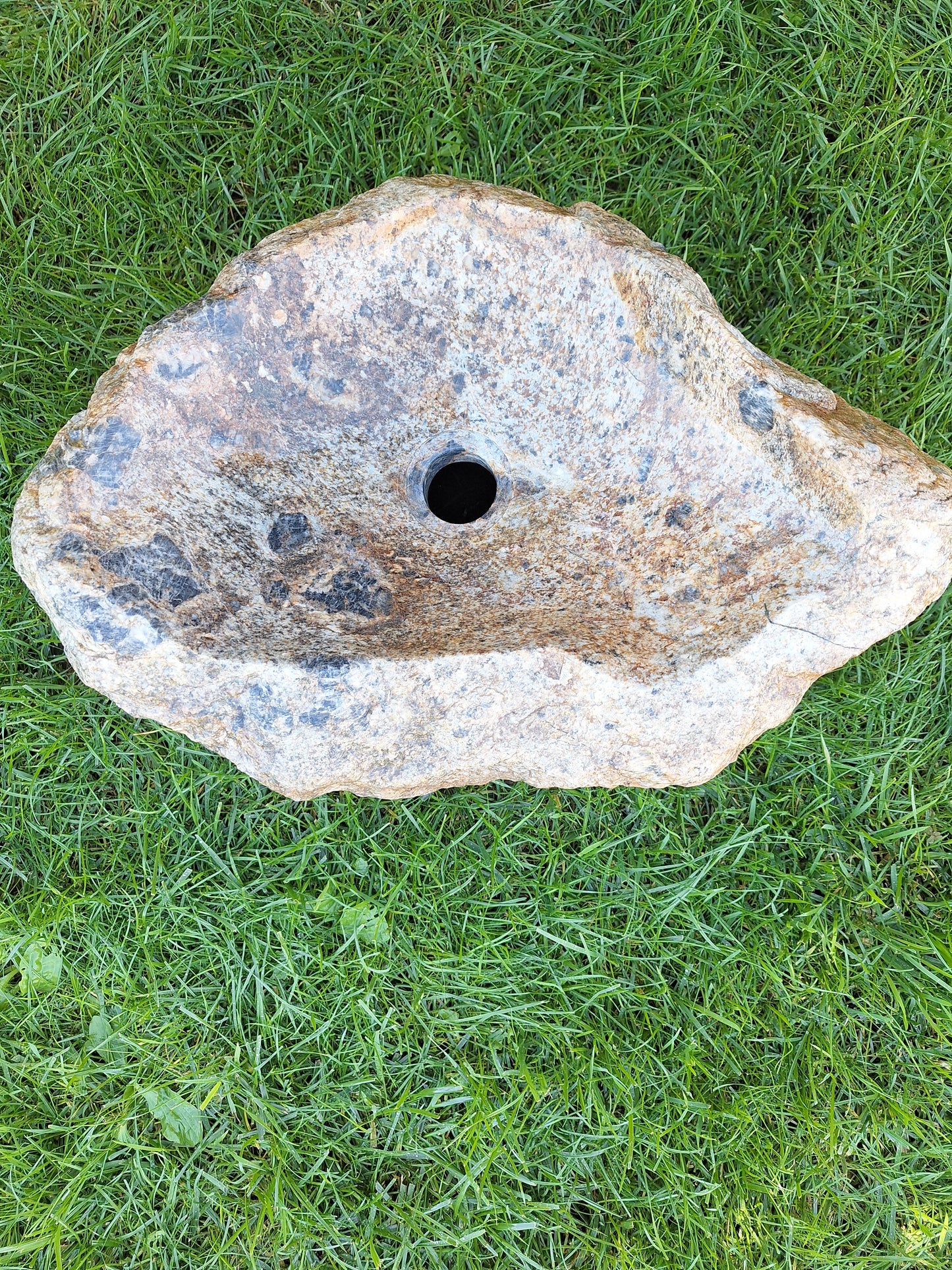 Lavoar Piatră de Râu