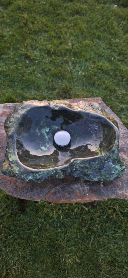 Lavoar Piatră Naturală,46×34×13,montaj pe blat, 14.3 kg, verde/negru,serpentinit