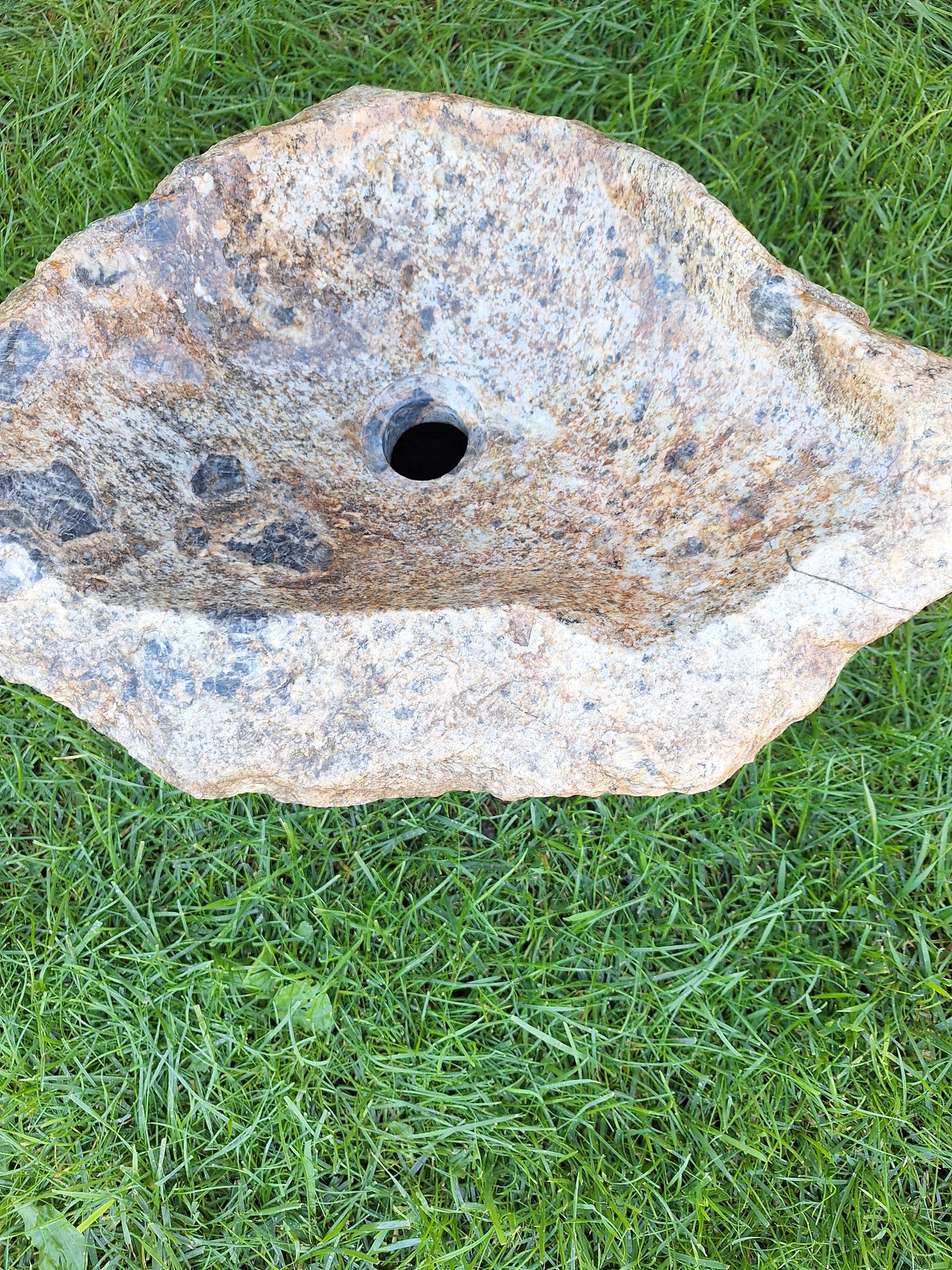 Lavoar Piatră de Râu