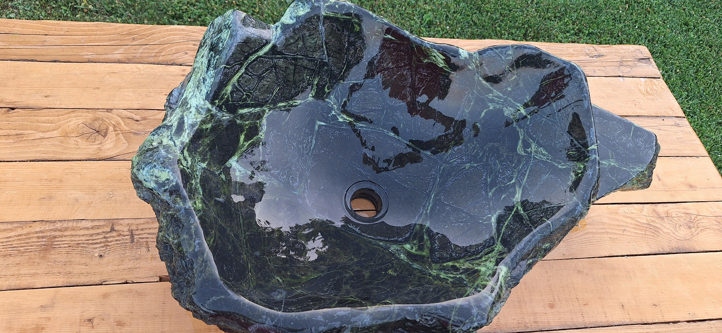 Lavoar Piatră Naturală (serpentinit)75×50×23,montaj pe blat,56 kg