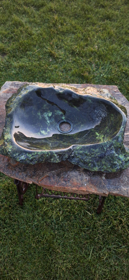 Lavoar Piatră Naturală,46×34×13,montaj pe blat, 14.3 kg, verde/negru,serpentinit