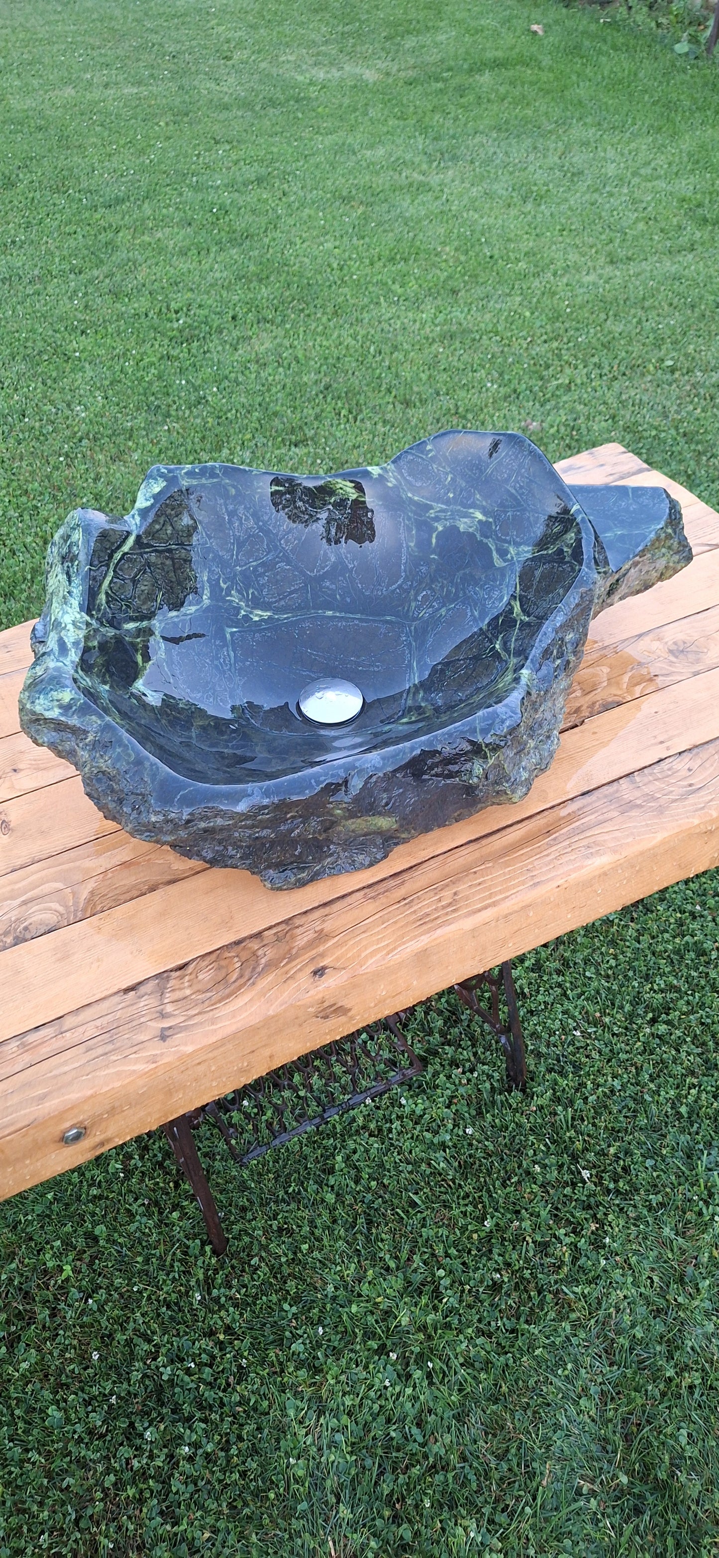 Lavoar Piatră Naturală (serpentinit)75×50×23,montaj pe blat,56 kg